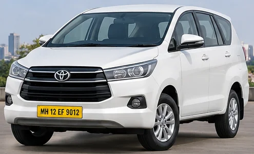 White Toyota Innova Crysta taxi with yellow MH commercial number plate, Mumbai